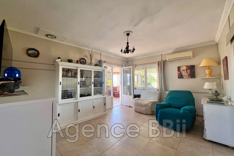 Vente villa Saint-André-de-la-Roche  