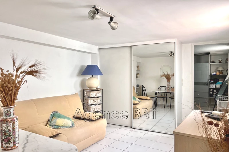 Vente maison de ville La Trinité  