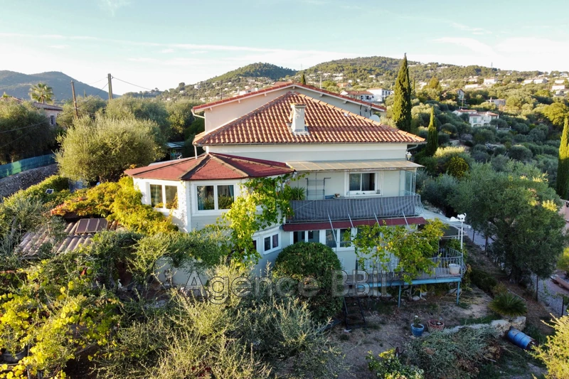 Vente villa Saint-André-de-la-Roche  