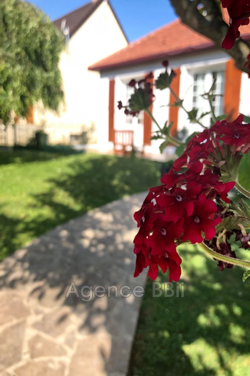 Maison 6 pièces 144 m² · à Méru · 144 m² · 325 000 €