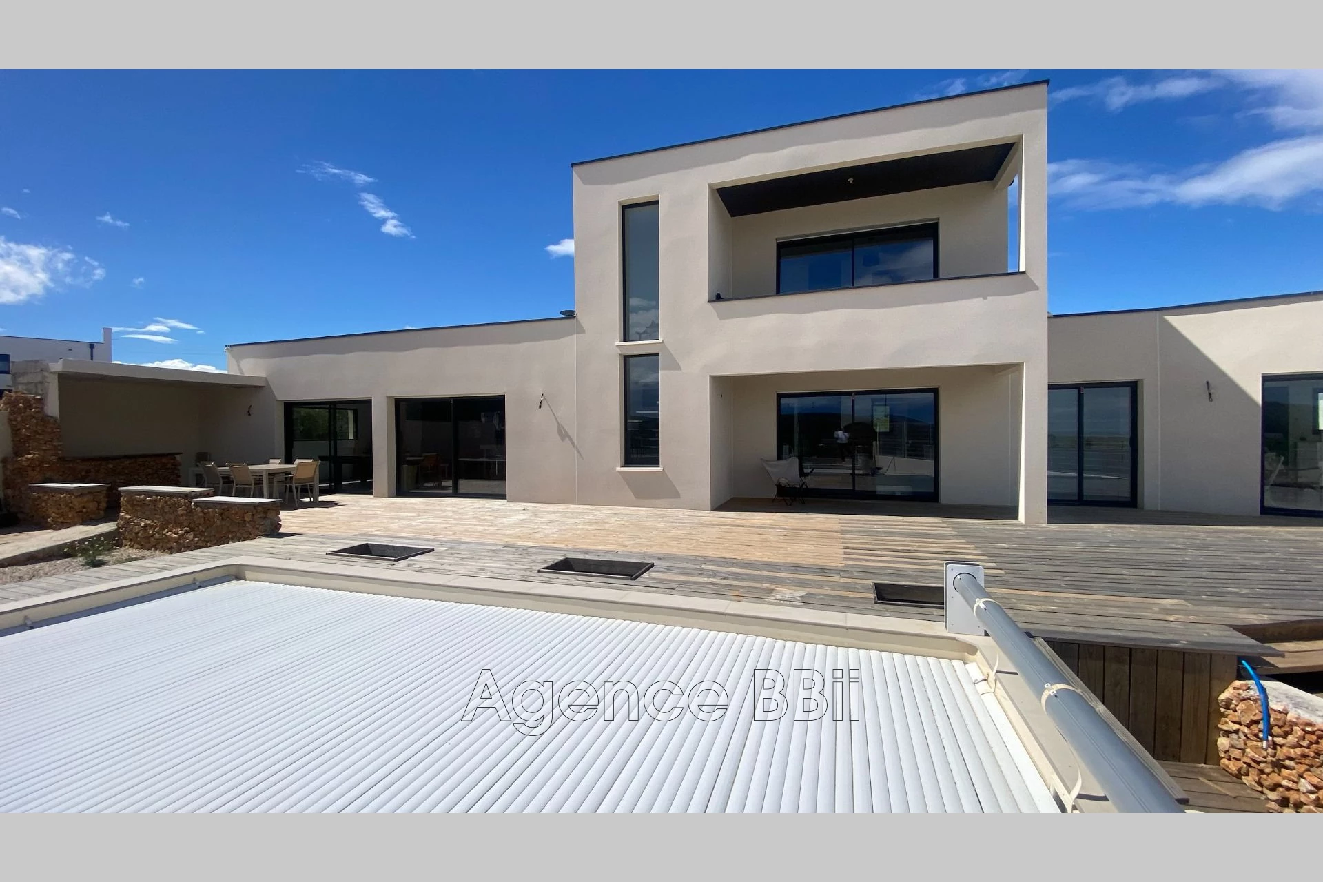 Maison 5 pièces 53 m² · à Treilles · 53 m² · 829 000 €