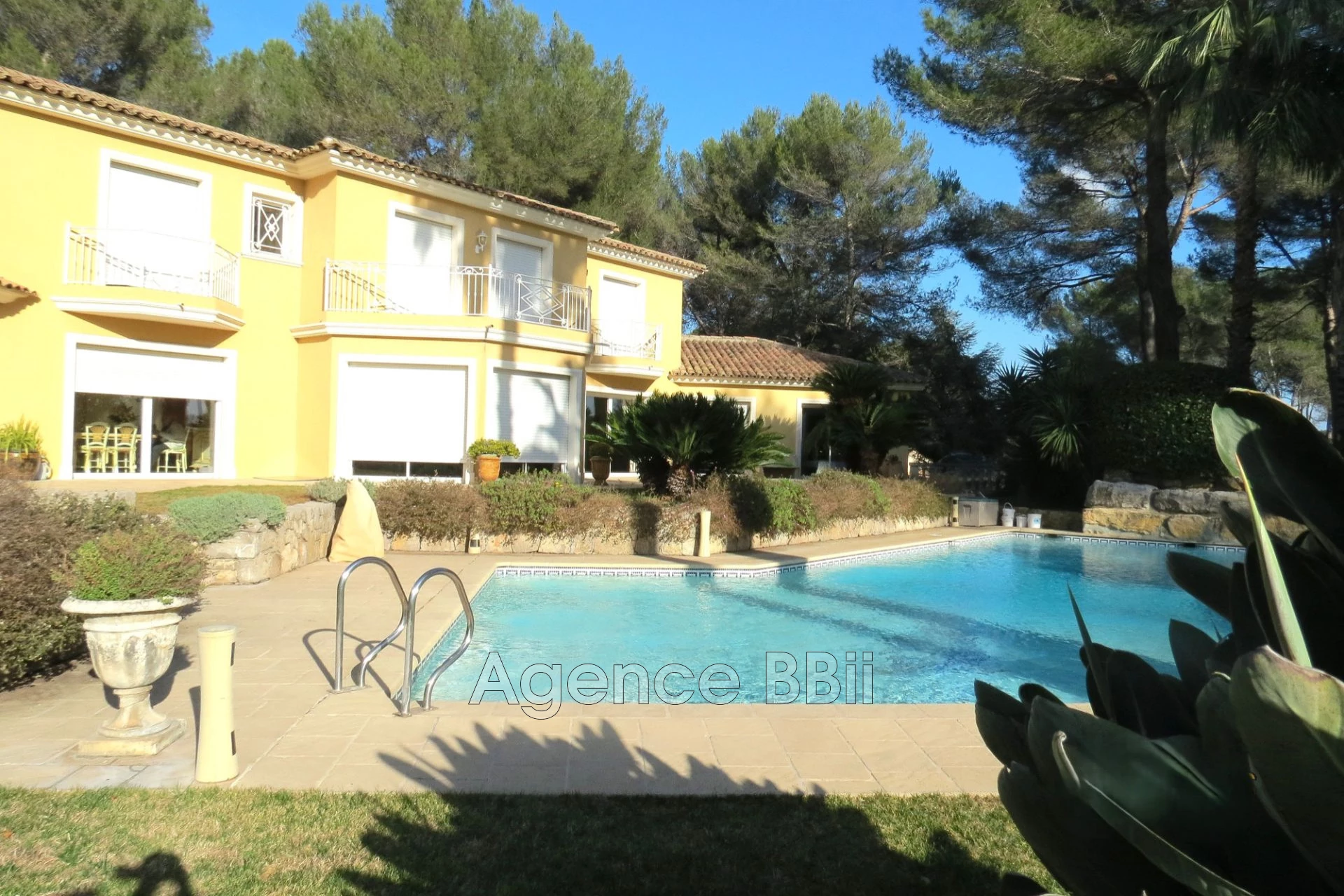 Maison 7 pièces 500 m² · à Mougins · 500 m² · 4 992 000 €