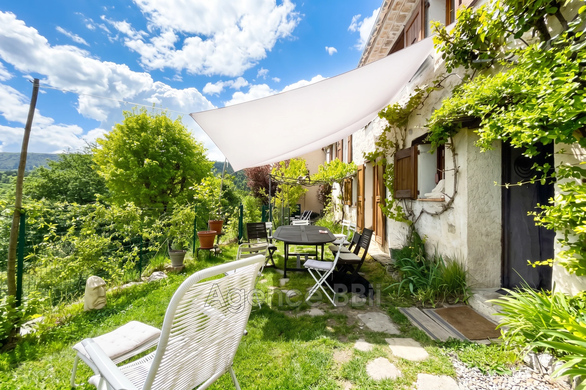 Maison 7 pièces 140 m² · à Amirat · 140 m² · 325 000 €