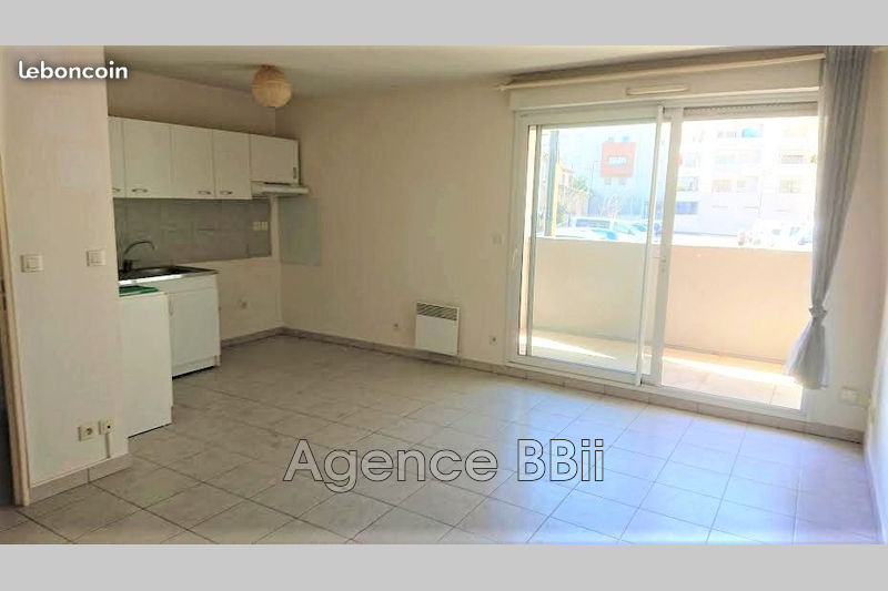 Photo Apartment La Seyne-sur-Mer Toutes commodités, to buy apartment 2 rooms 42 m²