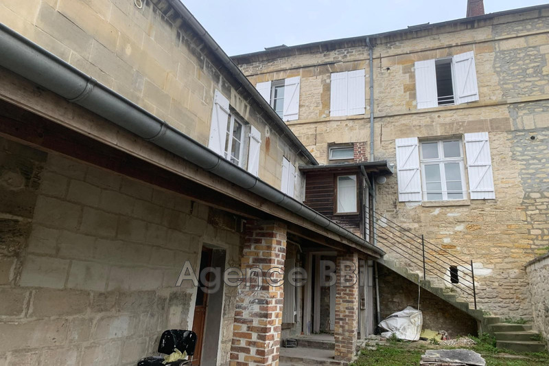Immeuble Montataire   to buy immeuble  14 rooms   213&nbsp;m&sup2;