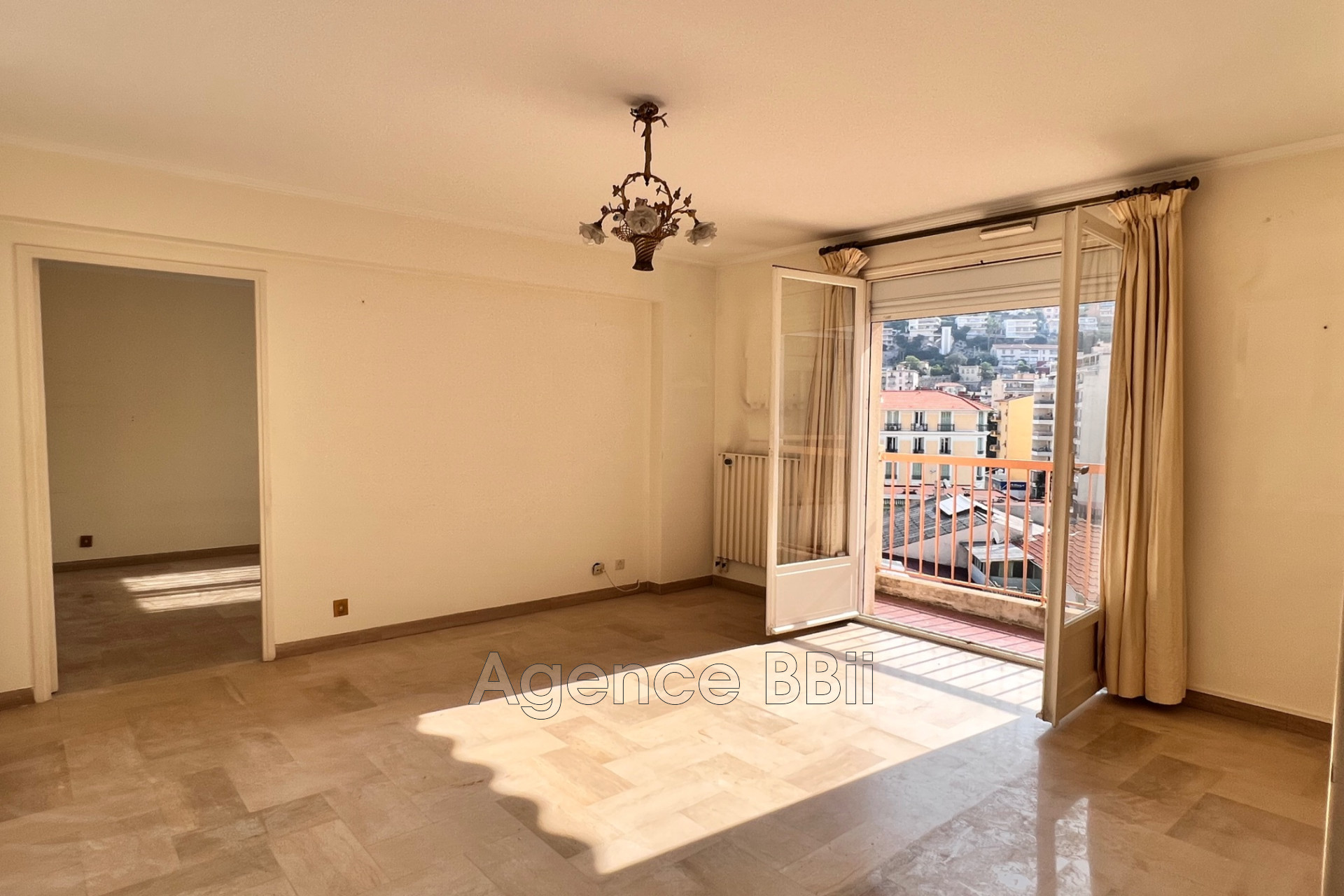 Vente Appartement 45m² 2 Pièces à Nice (06300) - BBII
