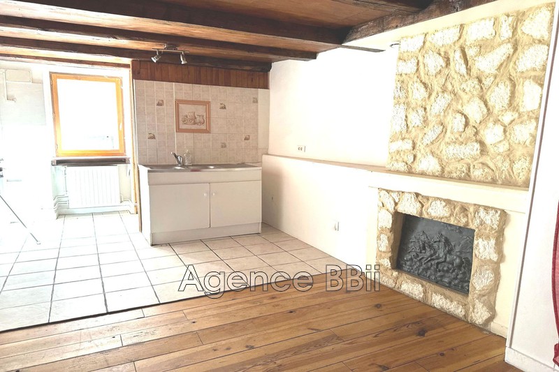 Appartement de caractère Thizy-les-Bourgs Thizy les bourgs,   to buy appartement de caractère  4 rooms   99&nbsp;m&sup2;