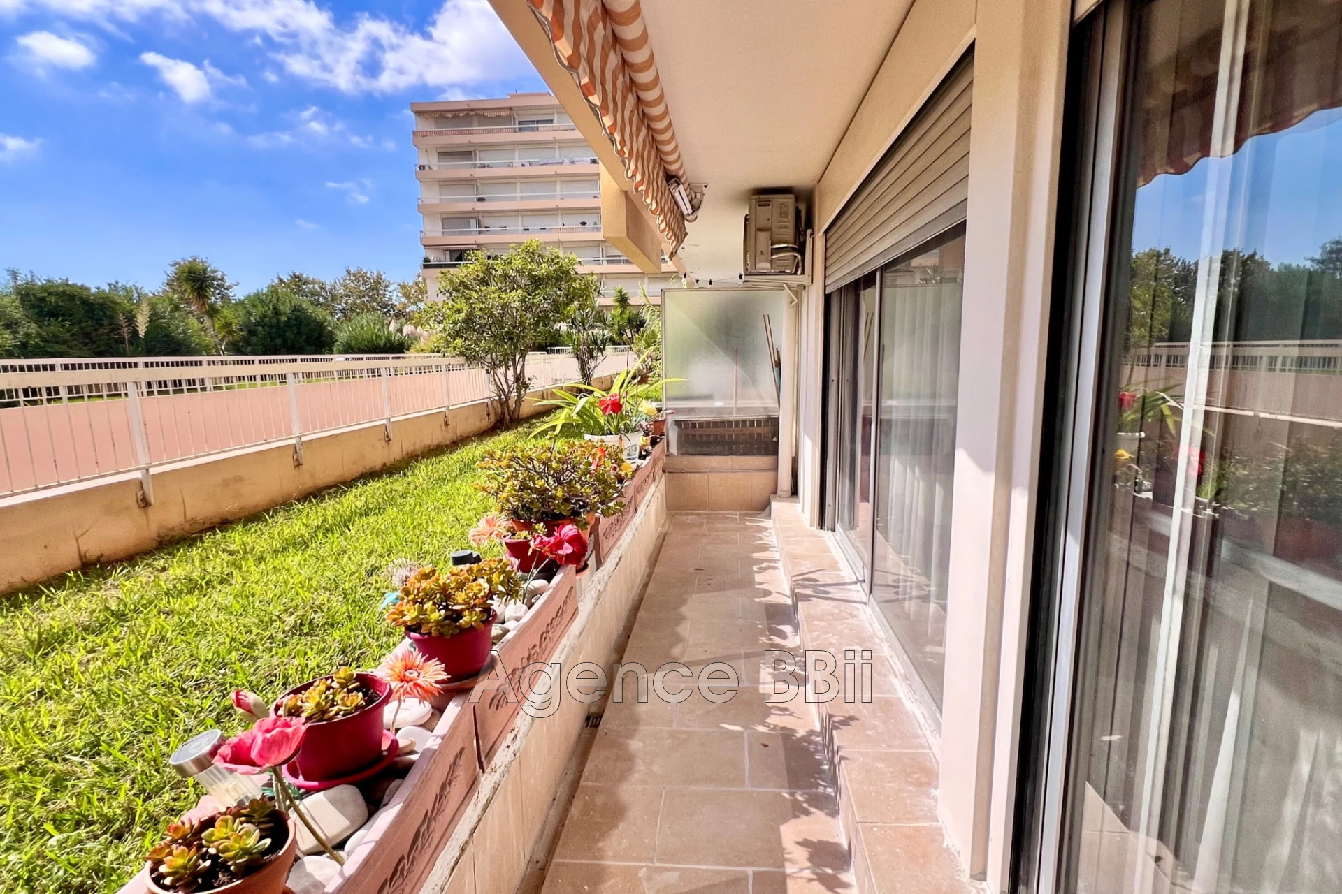 Appartement 3 pièces 65 m² · à Nice · 65 m² · 232 979 €