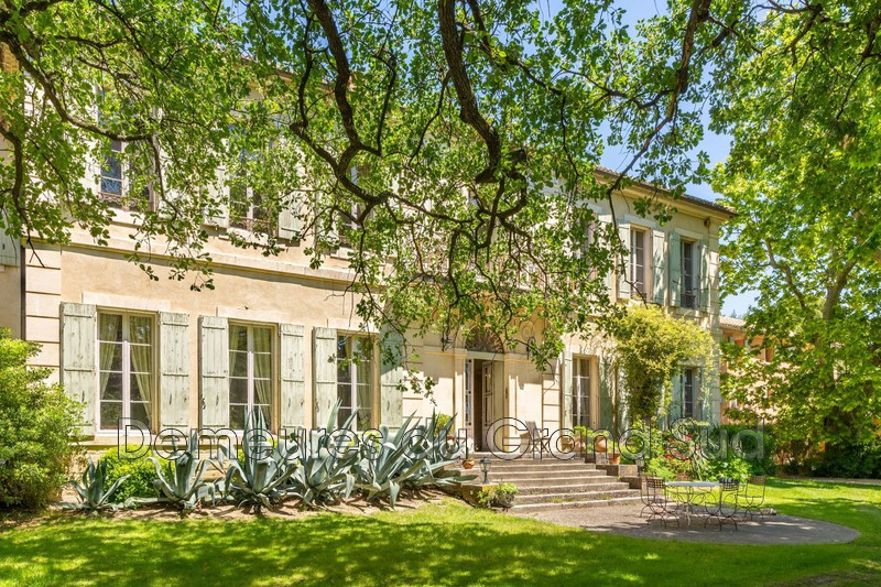 Photo Château Caromb Ventoux,   achat château   820&nbsp;m&sup2;