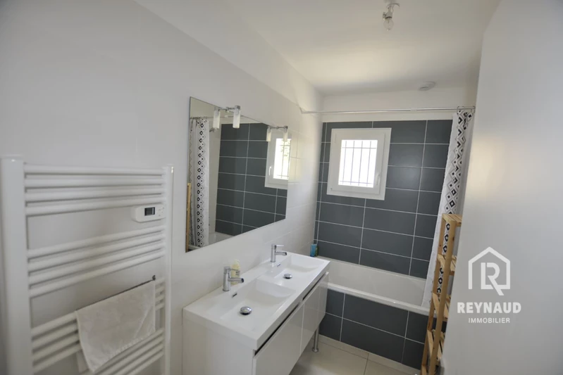 Location villa Clermont-l'Hérault  