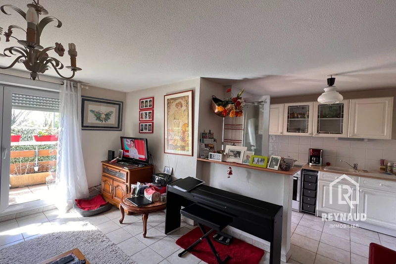 Photo Appartement Clermont-l&#039;Hérault Centre-ville,   achat appartement  3 pièces   56&nbsp;m&sup2;