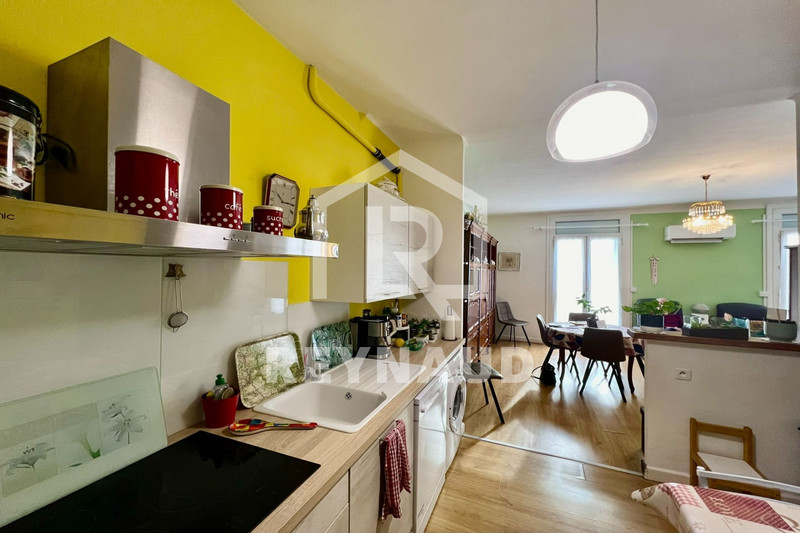 Photo Apartment Clermont-l&#039;Hérault Centre-ville,   to buy apartment  3 rooms   71&nbsp;m&sup2;