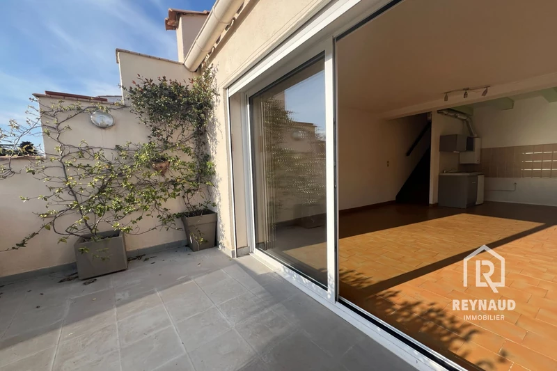 Photo Appartement Clermont-l&#039;Hérault   achat appartement  2 pièces   54&nbsp;m&sup2;