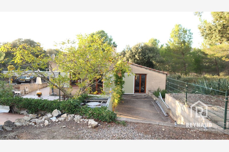 Photo Remise Plaissan Nature, achat remise 3 chambres 103 m²