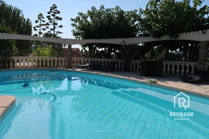 Photo Bastide Clermont-l&#039;Hérault  5km lac du salagou,   achat bastide  6 chambres   400&nbsp;m&sup2;