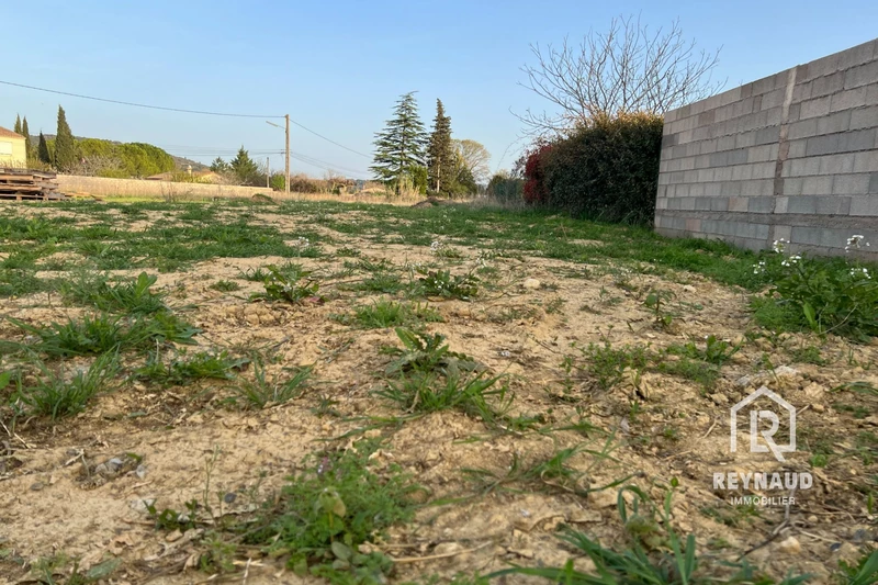 Photo Terrain Plaissan Centre-ville,   achat terrain   600&nbsp;m&sup2;