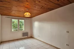 Location appartement Eygalières  