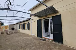 Location appartement Eygalières  