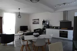 Location appartement Eygalières  