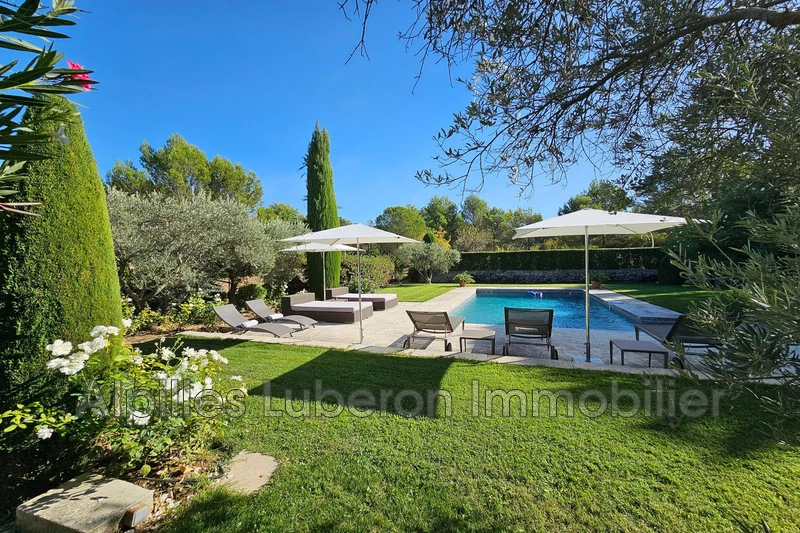 Location saisonnière demeure de prestige Eygalières  