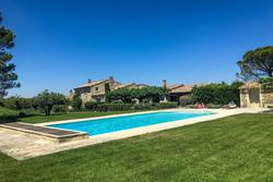 Location saisonnière maison en pierre Eygalières  
