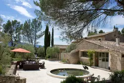 Location saisonnière propriété Eygalières  