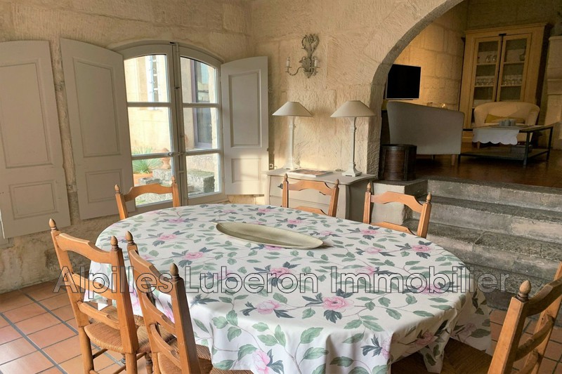 Location saisonnière maison de village Fontvieille  