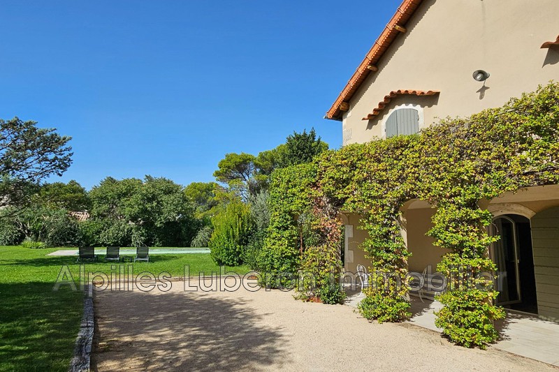 Location saisonnière maison de village Eygalières  
