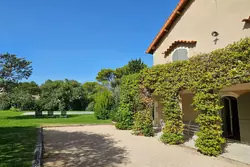 Location saisonnière maison de village Eygalières  