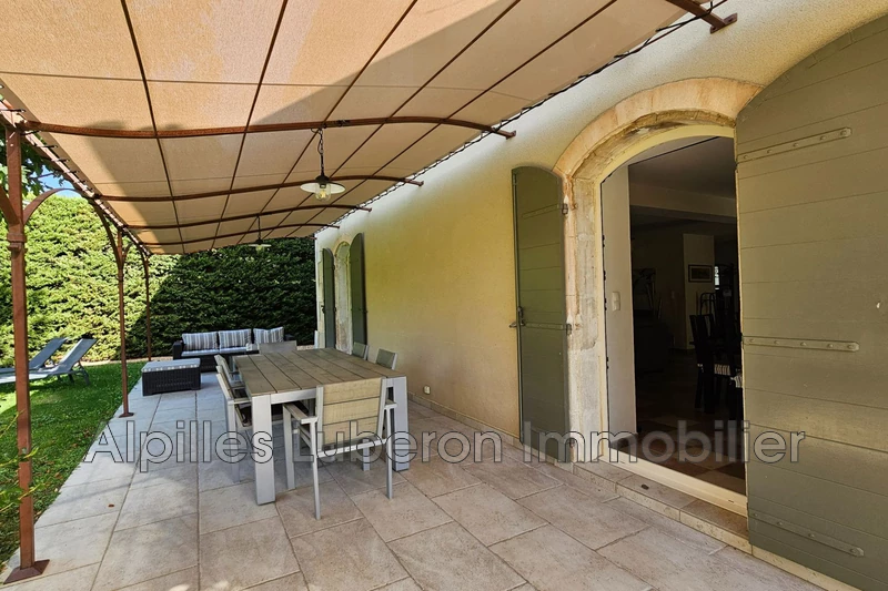 Location saisonnière maison de village Eygalières  