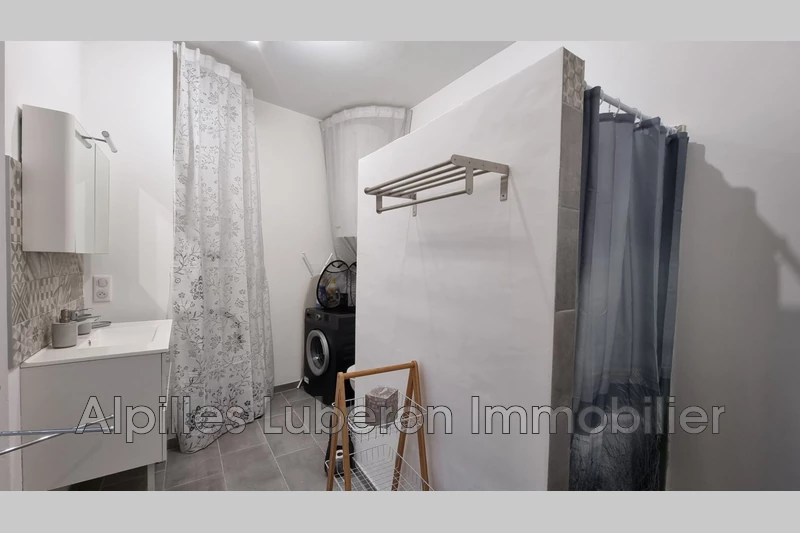 Location saisonnière appartement Eygalières  
