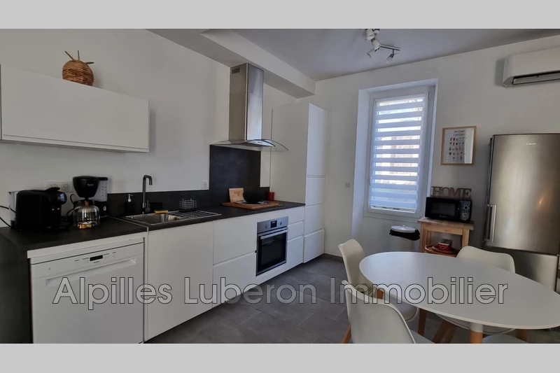 Location saisonnière appartement Eygalières  