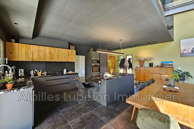 Location saisonnière maison de village Eygalières  