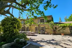 Location saisonnière mas Eygalières  