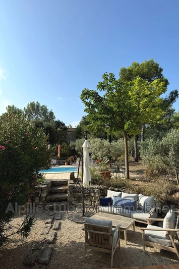Location saisonnière villa Eygalières  