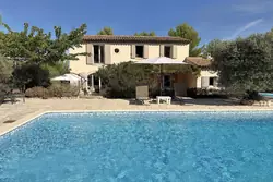 Location saisonnière villa Eygalières  