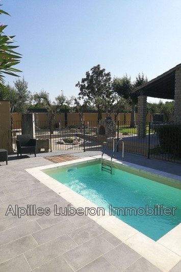 Location saisonnière maison Mollégès  
