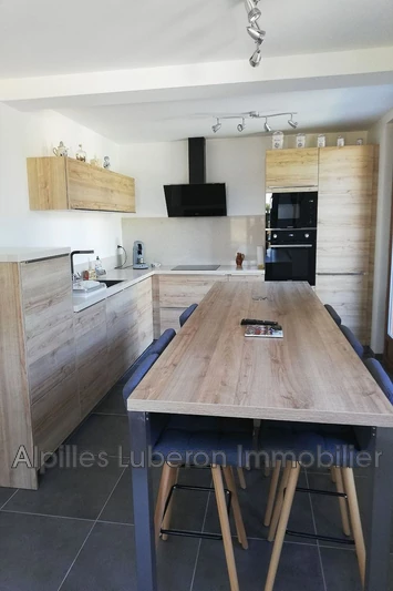 Location saisonnière maison Mollégès  