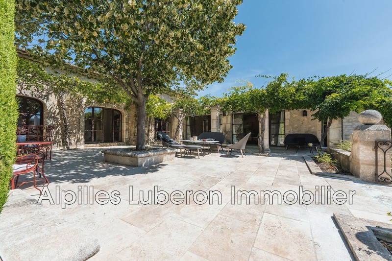 Location saisonnière maison de village Eygalières  