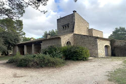 Location maison Eygalières  