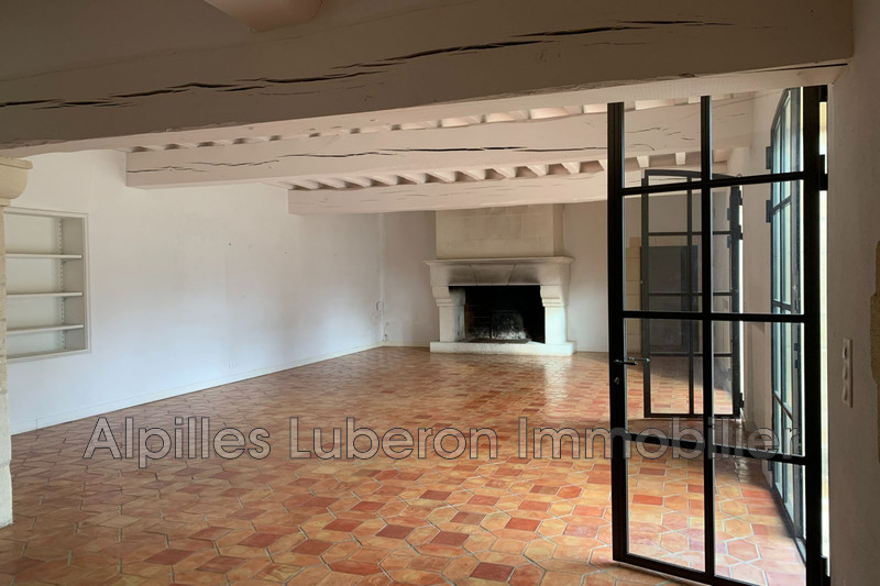 Location maison Eygalières  