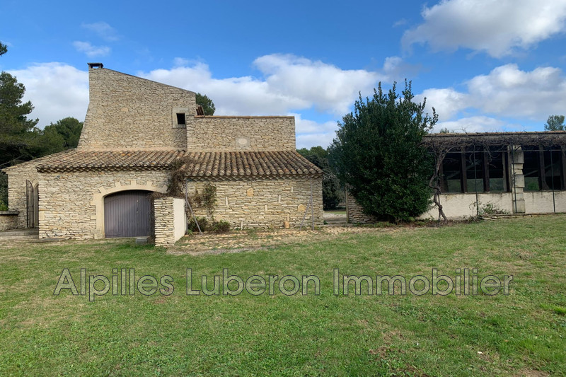 Location maison Eygalières  