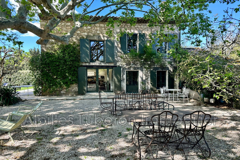 Location saisonnière mas Mollégès  