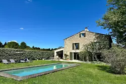 Location saisonnière mas Mollégès  