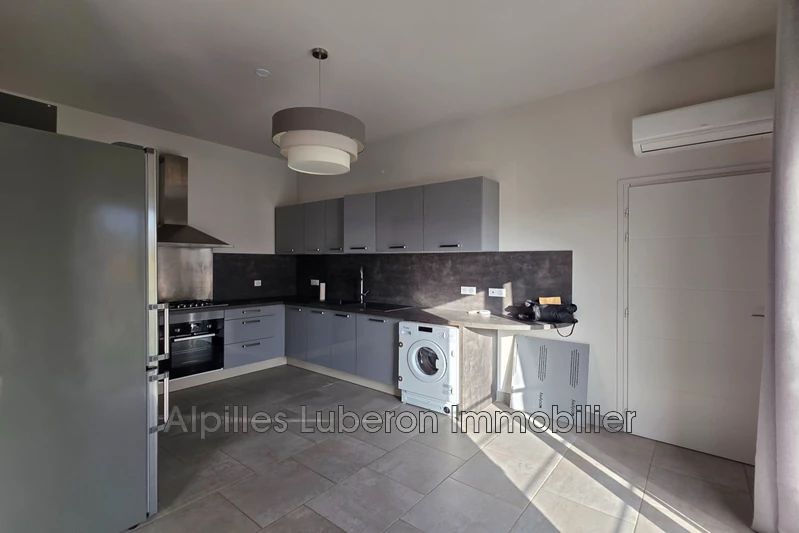 Vente hangar Eygalières  