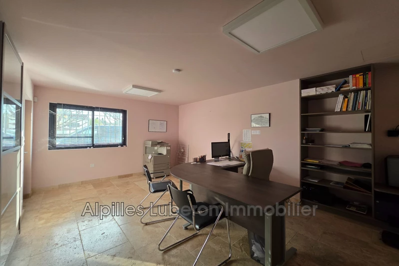 Vente hangar Eygalières  