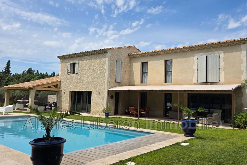 Vente propriété Eygalières  