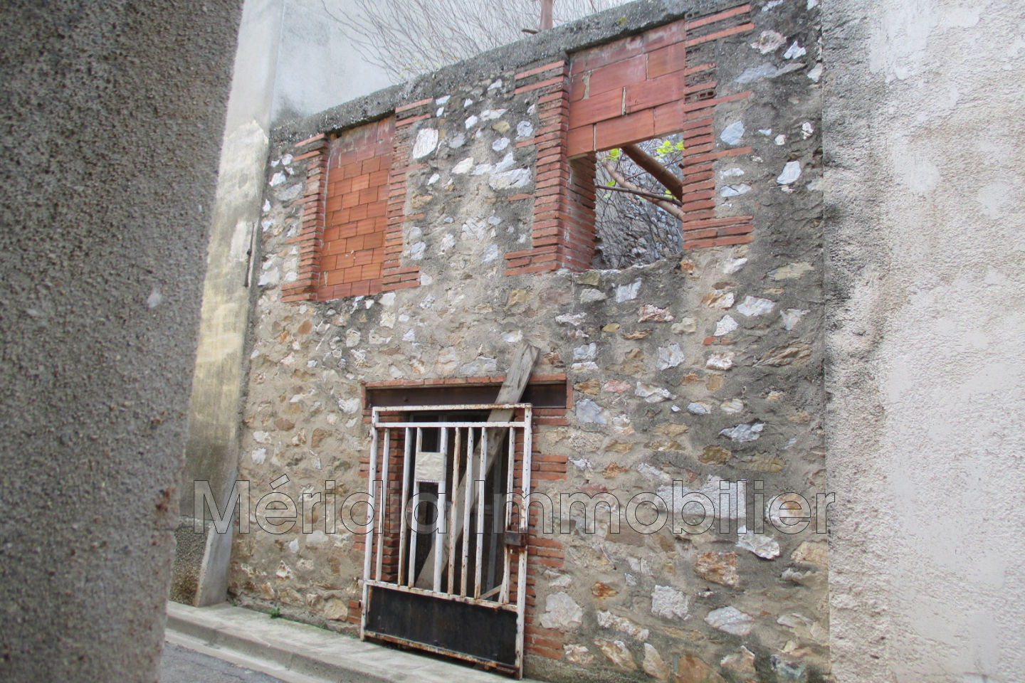 Vente Maison De Village Salses Le Chateau 66600 29 500 Var Immo