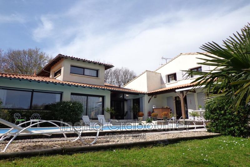 vente Maison villa Breuillet Villa Breuillet achat villa 6 chambres 280 m²