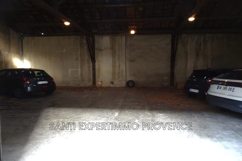 Location parking Marseille  